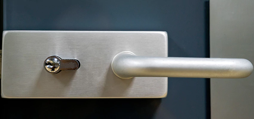 Change Patio Door Locks in Garnet, California
